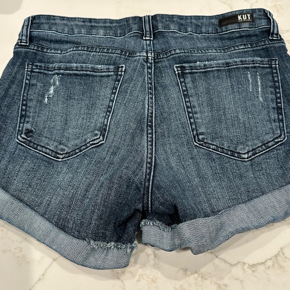Women’s denim shorts boyfriend style  Madeline KUT from the Kloth size 4 - Picture 3 of 7